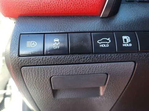 Used 2021 Toyota Camry XSE FWD image 21