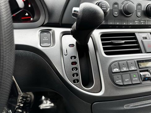 Used 2005 Honda Odyssey EX image 11