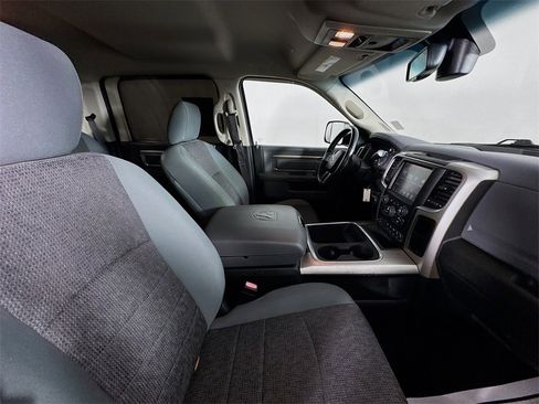 Used 2017 RAM 3500 Big Horn image 27