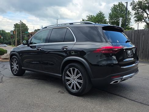 Certified 2025 Mercedes-Benz GLE 350 4MATIC image 3