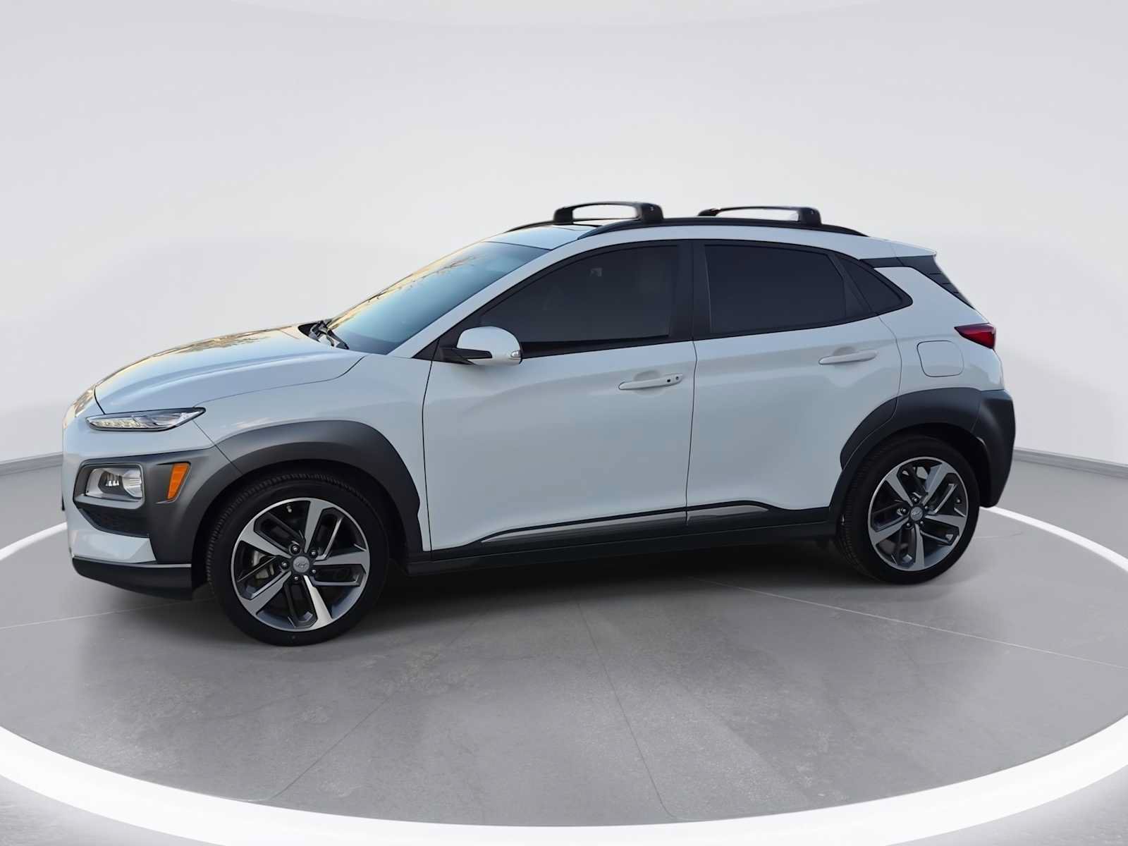 Used 2021 Hyundai Kona Limited FWD image 4