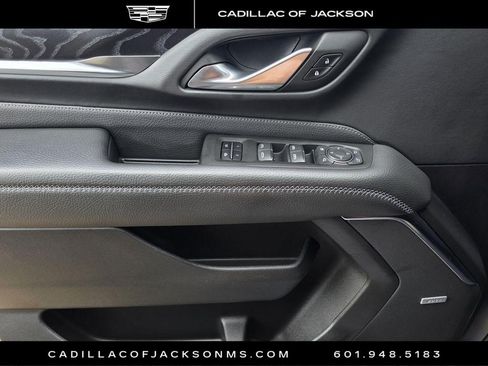 Used 2022 GMC Yukon XL Denali AWD/4WD image 23