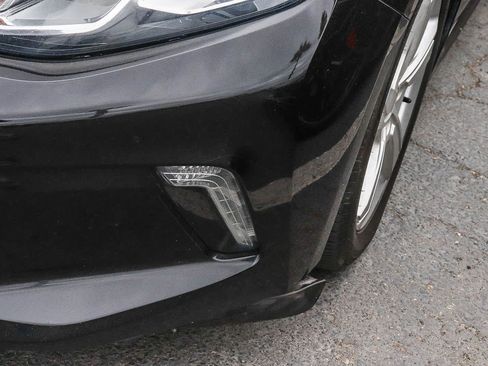 Used 2016 Chevrolet Volt LT w/ Comfort Package FWD image 3