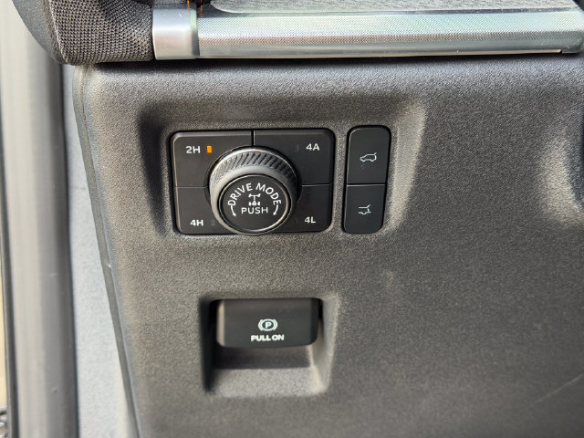 Used 2026 Ford Expedition Tremor AWD/4WD image 11