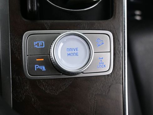 Used 2022 Genesis GV80 2.5T w/ Prestige Package 04 AWD/4WD image 26