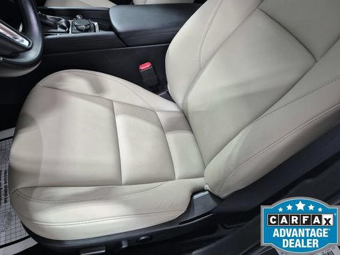 Used 2022 MAZDA MAZDA3 s FWD image 17