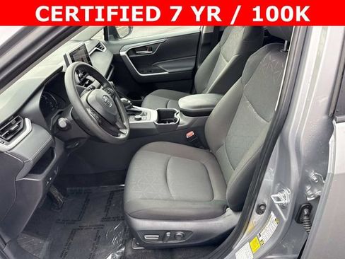 Used 2025 Toyota RAV4 XLE image 14