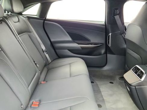 Used 2024 Lucid Air Touring AWD/4WD image 24