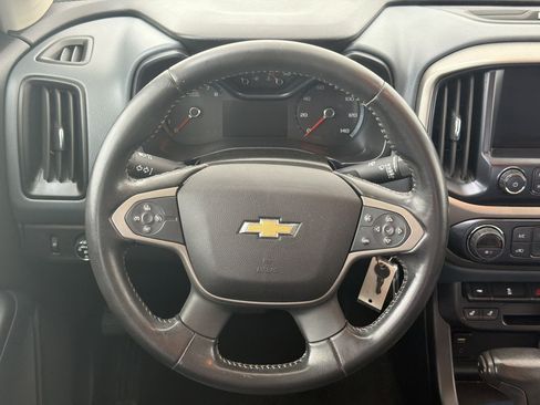 Used 2016 Chevrolet Colorado Z71 RWD image 11