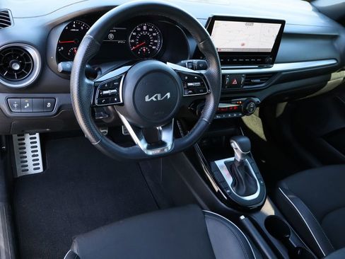 Used 2023 Kia Forte GT-Line image 10