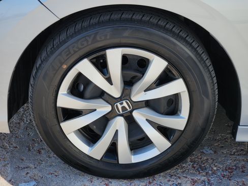 Used 2025 Honda Civic LX image 13