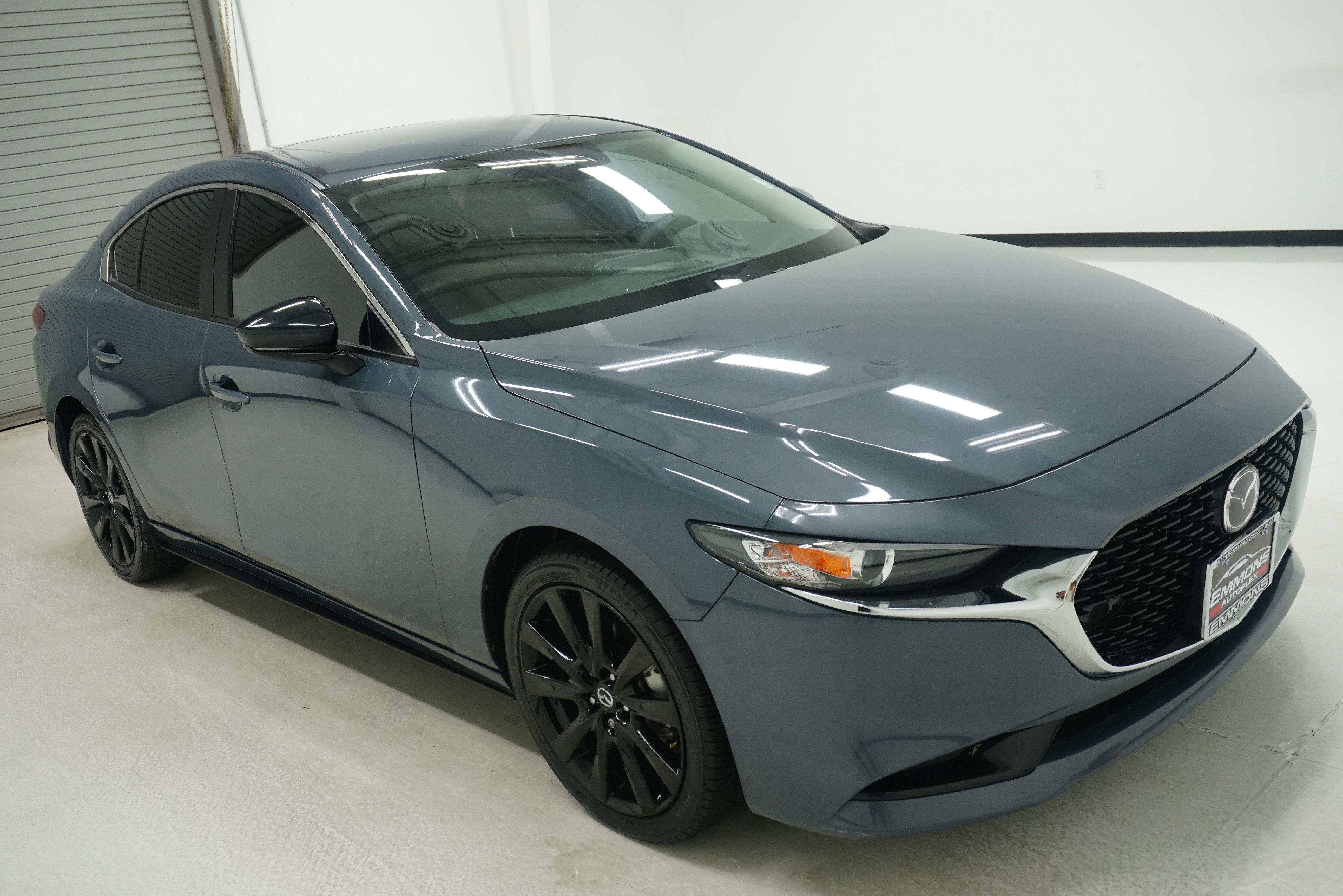 Used 2022 MAZDA MAZDA3 s FWD image 3
