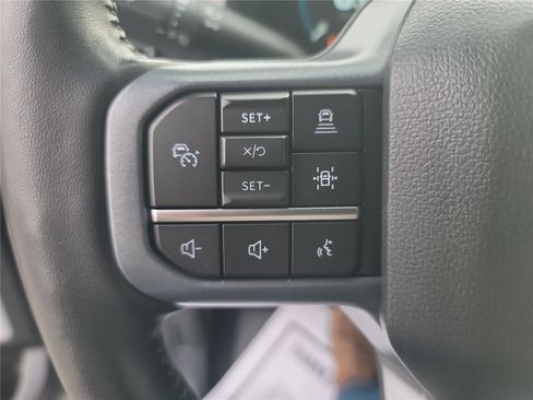 Used 2023 Ford F150 Lariat w/ Equipment Group 502A High image 29