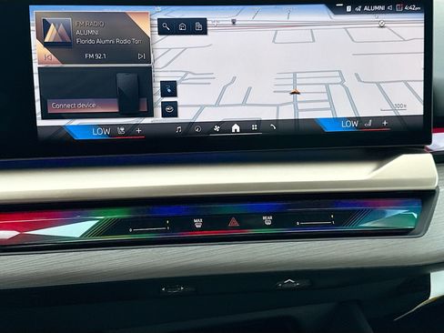 New 2027 BMW i5 xDrive40 AWD/4WD image 32
