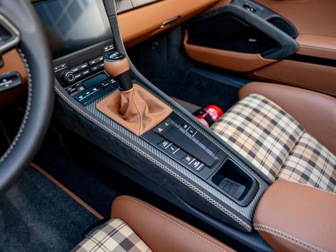 Used 2025 Porsche 718 Boxster Spyder RS RWD image 17
