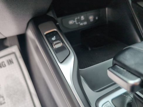 Used 2024 Kia Sorento EX image 23