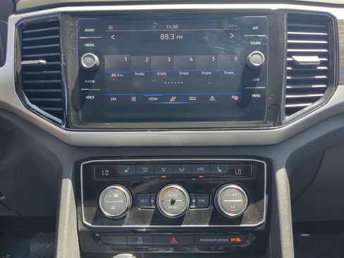 Certified 2023 Volkswagen Atlas SE w/ Panoramic Sunroof Package image 24