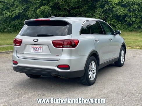 Used 2020 Kia Sorento LX FWD image 7