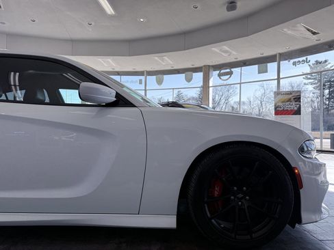 Used 2021 Dodge Charger Scat Pack w/ Dynamics Package image 7