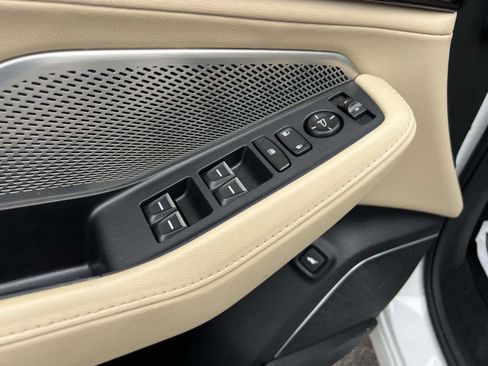 Used 2023 Acura MDX SH-AWD image 20