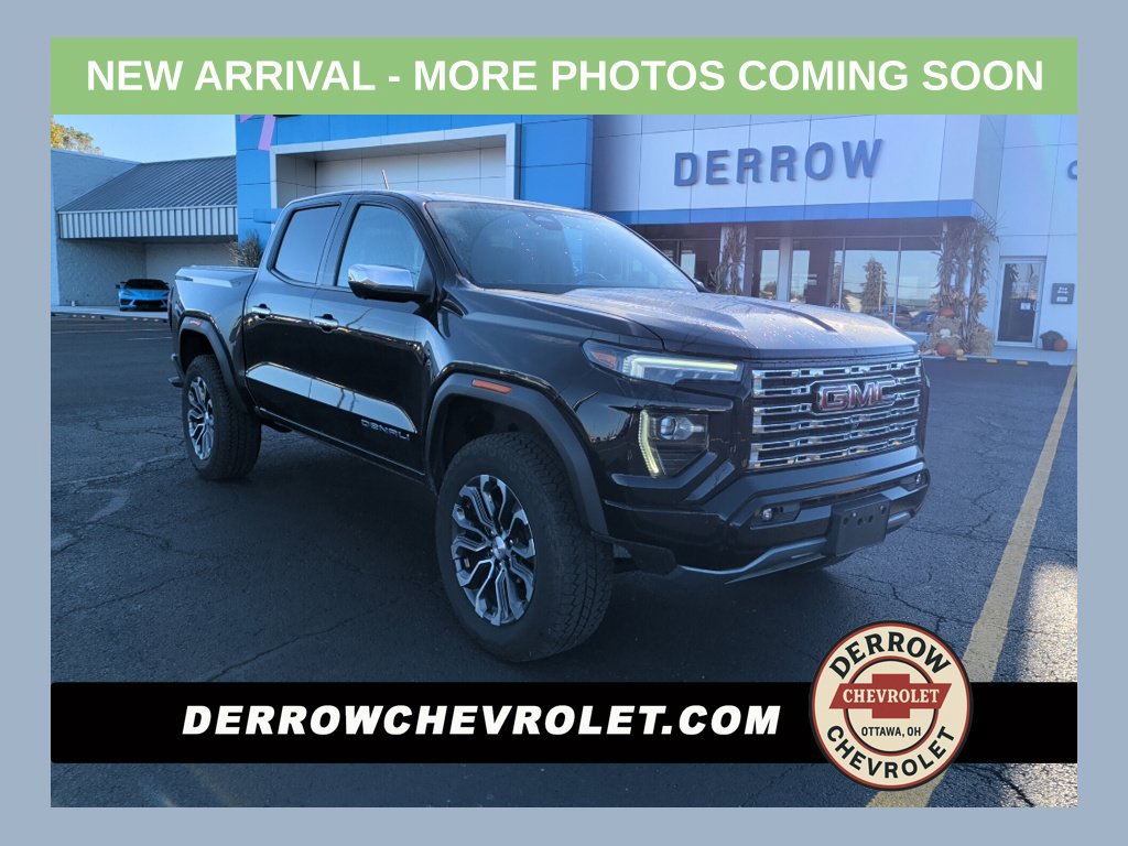 Used 2023 GMC Canyon Denali AWD/4WD image 1