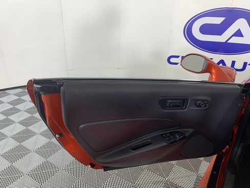 Used 2001 Chrysler Prowler image 15