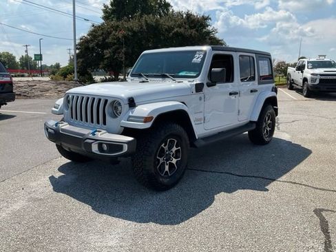 Used 2022 Jeep Wrangler Unlimited Sahara AWD/4WD image 1
