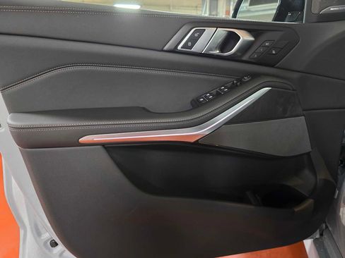 New 2026 BMW X5 xDrive40i w/ M Sport Package image 22