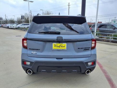 Used 2025 Honda Passport Black Edition image 6