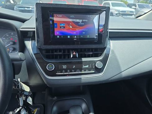 Used 2023 Toyota Corolla LE FWD image 23