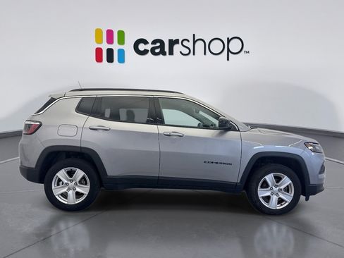 Used 2022 Jeep Compass Latitude w/ Convenience Group AWD/4WD image 6
