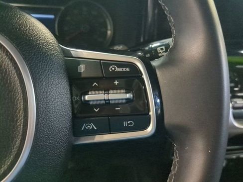 Used 2023 Kia Sorento S w/ Panoramic Sunroof Package image 23