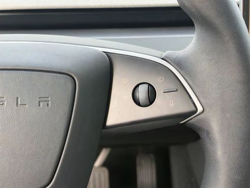 Used 2025 Tesla Model 3 Long Range AWD/4WD image 15