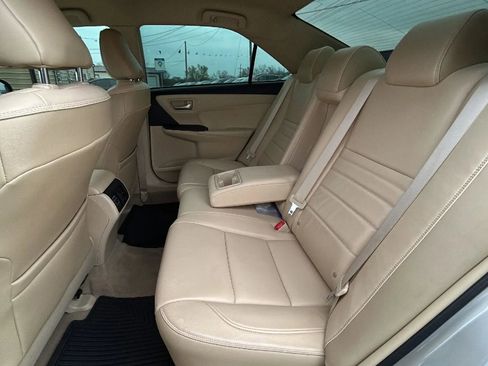 Used 2015 Toyota Camry XLE image 30