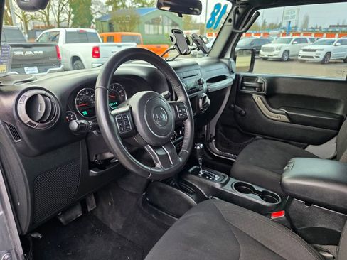 Used 2018 Jeep Wrangler Unlimited Sport w/ Connectivity Group image 24
