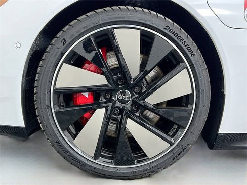 New 2026 Audi S e-tron GT Prestige image 32