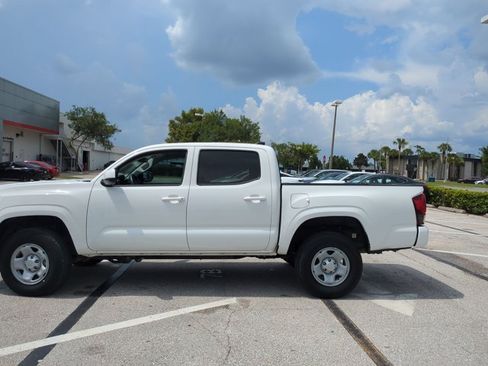Used 2023 Toyota Tacoma SR AWD/4WD image 9