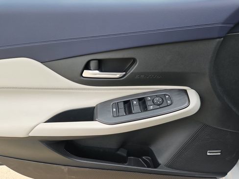 New 2026 Nissan Sentra SL w/ Floor Mat Package FWD image 9