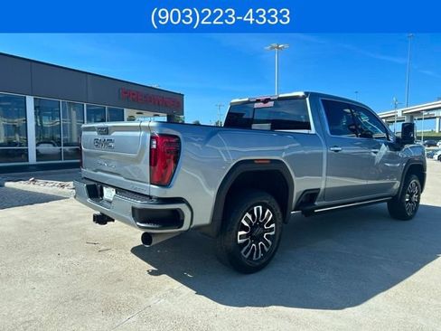 Used 2024 GMC Sierra 2500 Denali Ultimate AWD/4WD image 14
