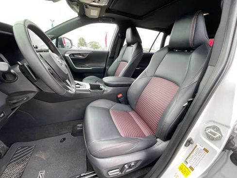 Used 2024 Toyota RAV4 XSE AWD/4WD image 12