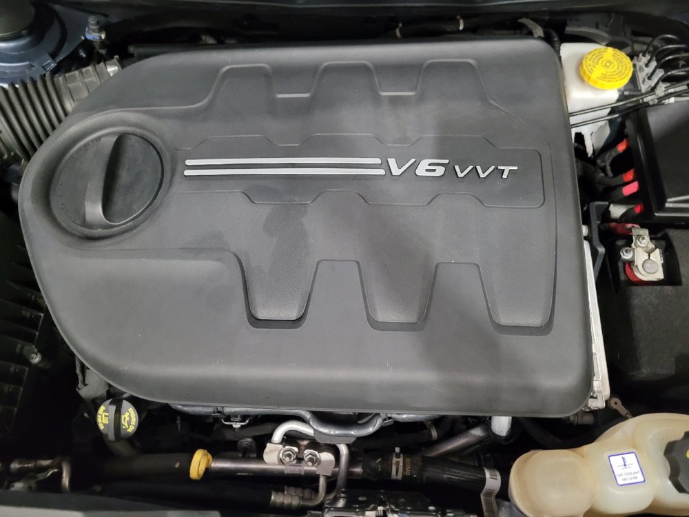 Used 2019 Jeep Cherokee Limited AWD/4WD image 30
