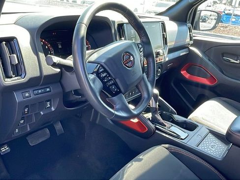 Used 2025 Nissan Frontier Pro-X w/ Pro Convenience Package RWD image 11