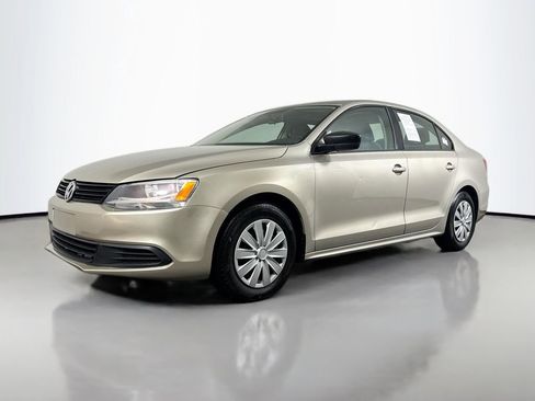Used 2014 Volkswagen Jetta S image 35