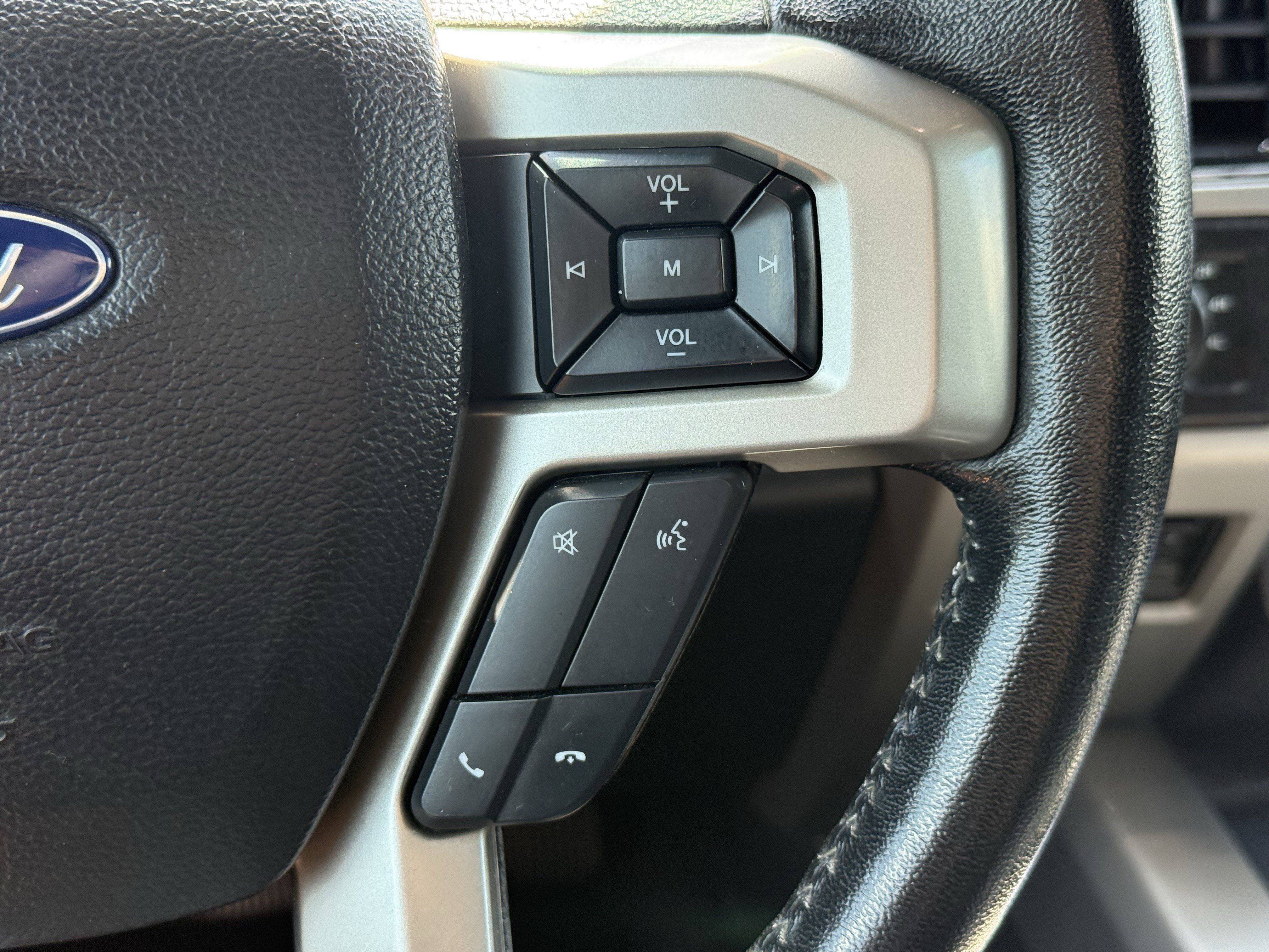 Used 2020 Ford F250 Lariat AWD/4WD image 17