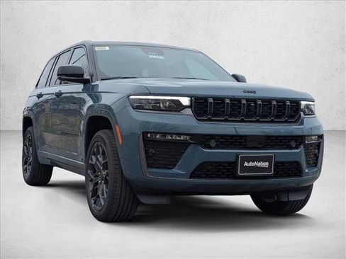 New 2026 Jeep Grand Cherokee Summit AWD/4WD image 6