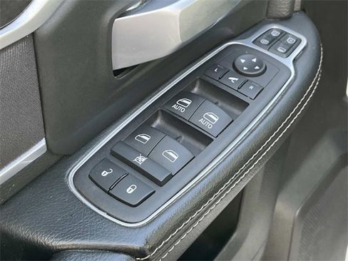 Used 2024 RAM 2500 Big Horn image 25