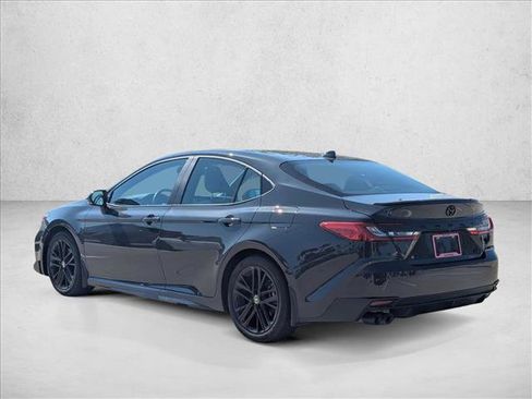 Certified 2025 Toyota Camry SE image 7