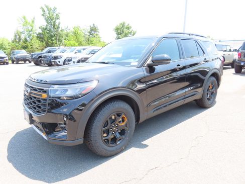 New 2026 Ford Explorer Tremor w/ Tremor Convenience Package AWD/4WD image 3