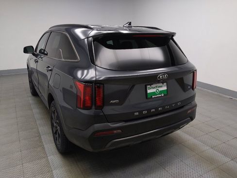 Used 2021 Kia Sorento S AWD/4WD image 5