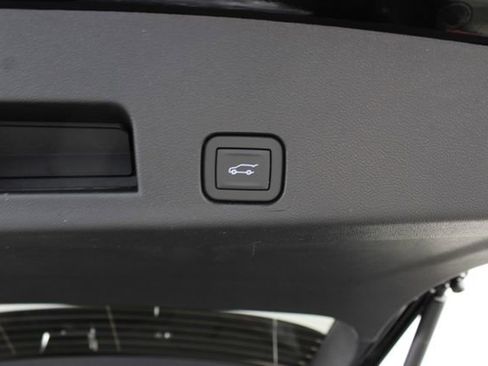 New 2026 GMC Acadia Denali Ultimate w/ LPO, All-Weather Package AWD/4WD image 25